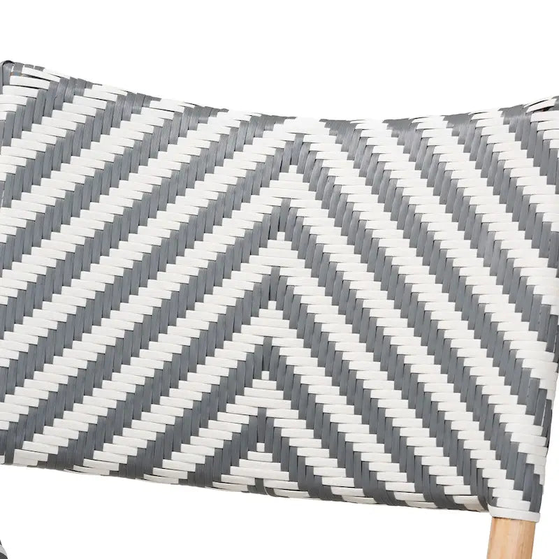 Chaise de bistrot Wagner en rotin naturel tressé, style français