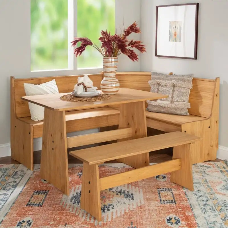 Coin repas de cuisine d'angle en bois