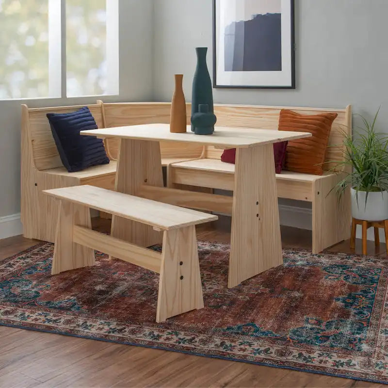Coin repas de cuisine d'angle en bois