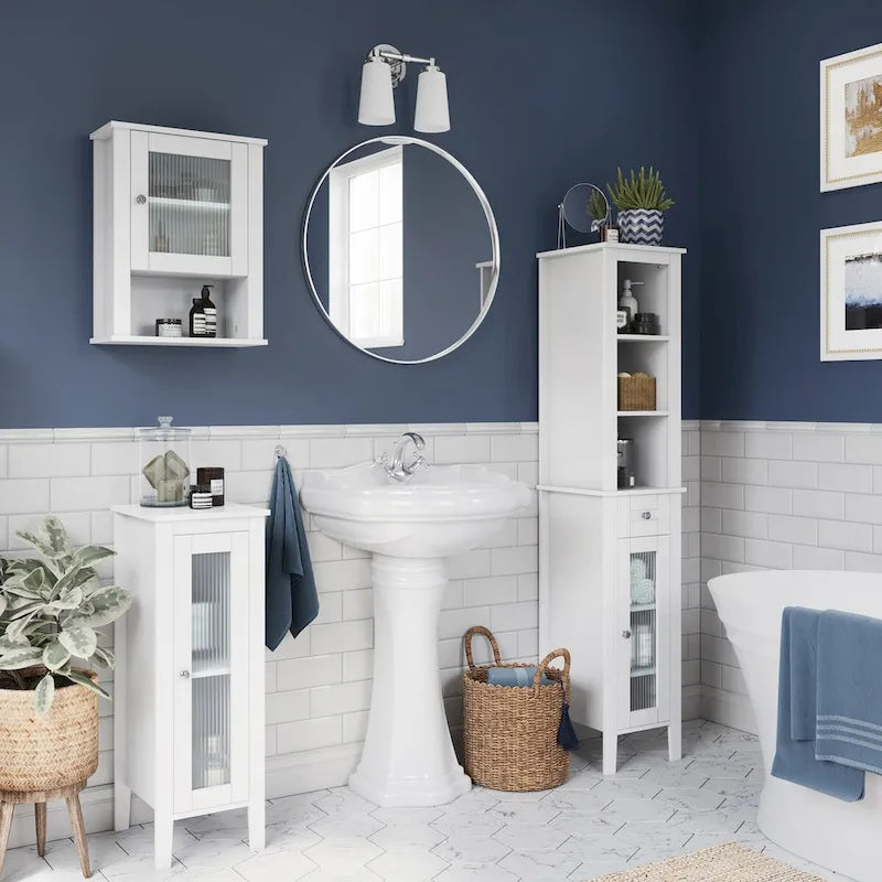 Meuble de rangement et organisateur de salle de bain et de buanderie étroit à porte unique avec étagères réglables - Blanc